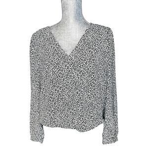 A New Day blouse speckled black white Wrap style M